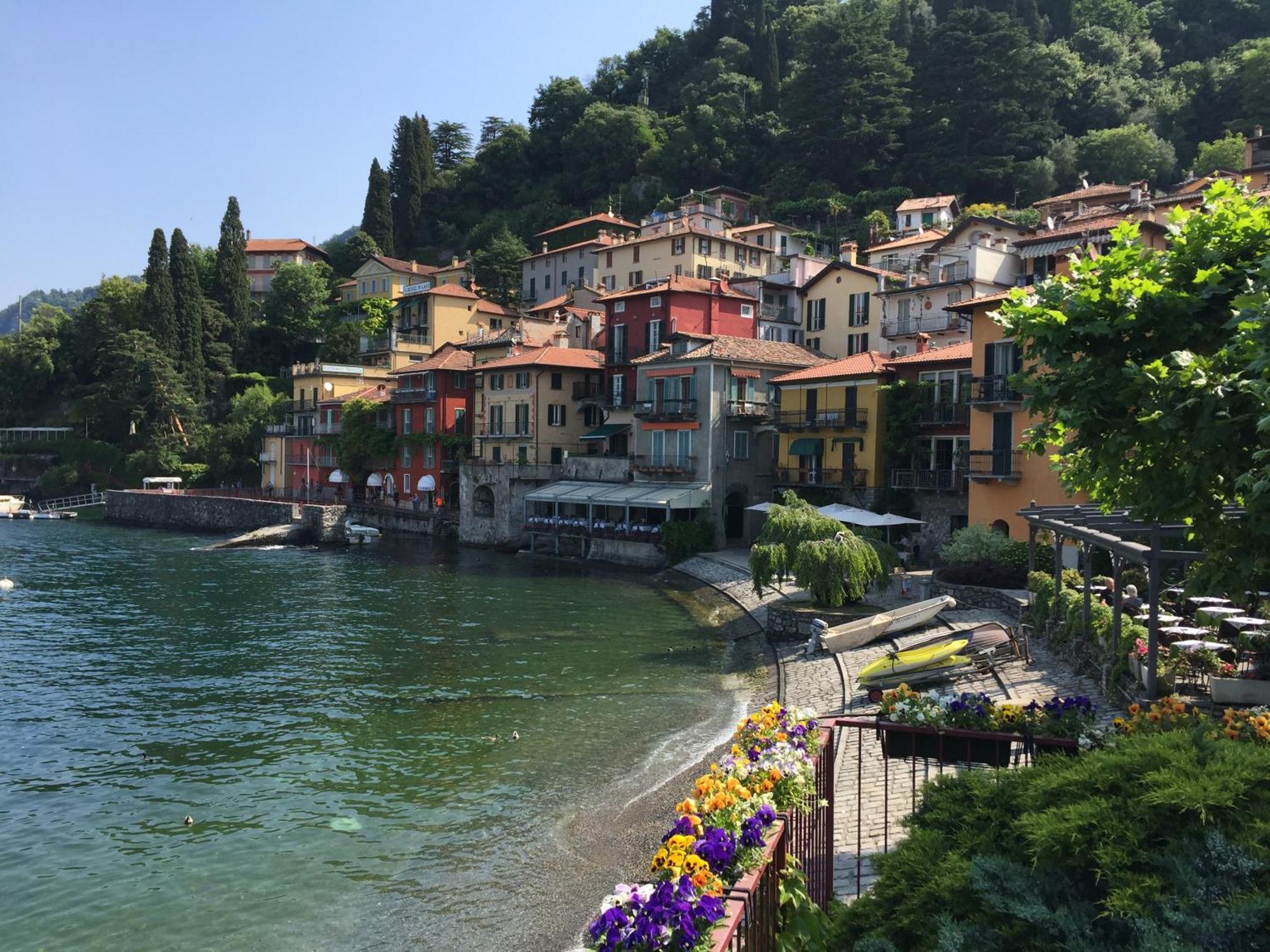 Tosca House 2 Bed and Breakfast Varenna Eksteriør billede