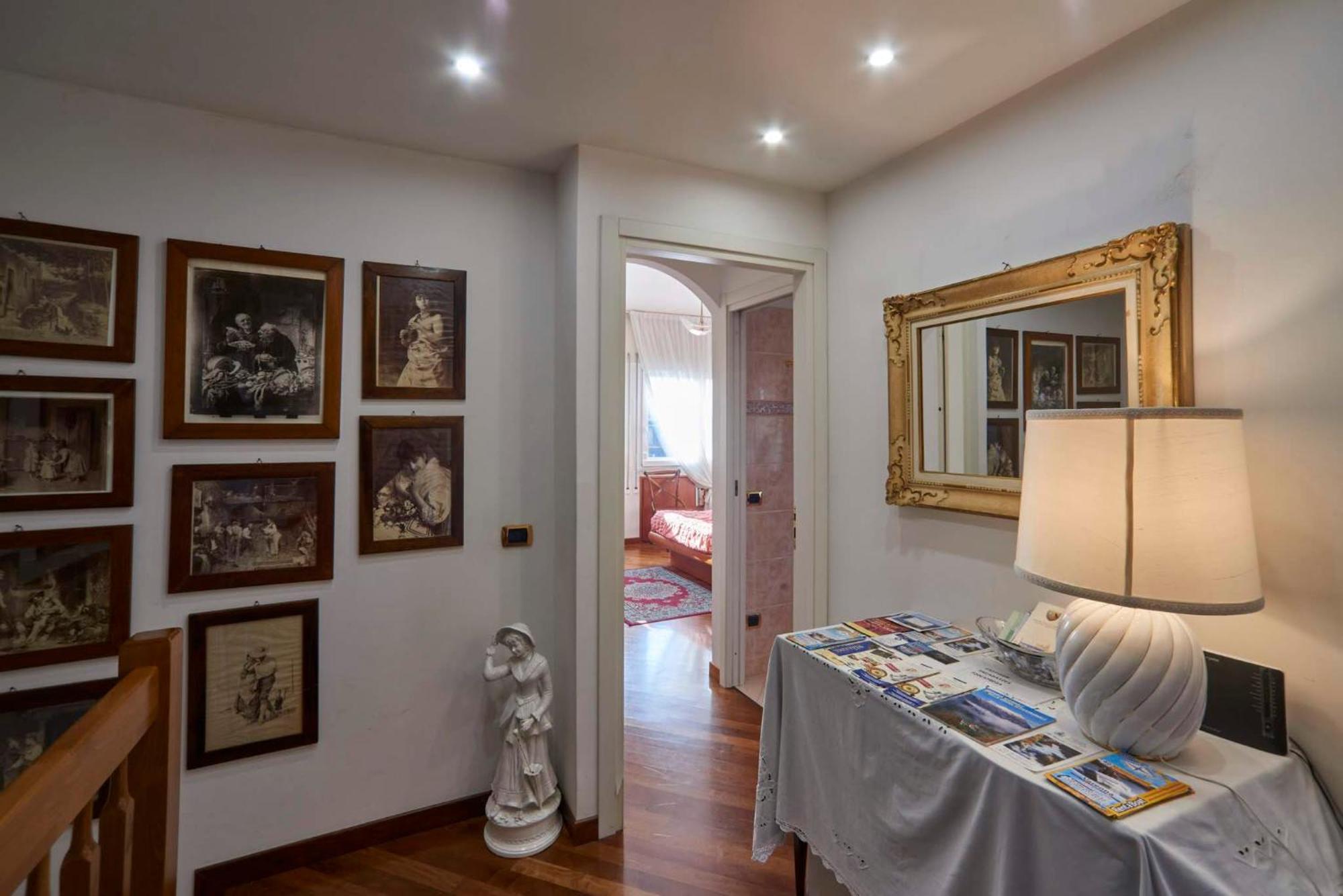 Tosca House 2 Bed and Breakfast Varenna Eksteriør billede