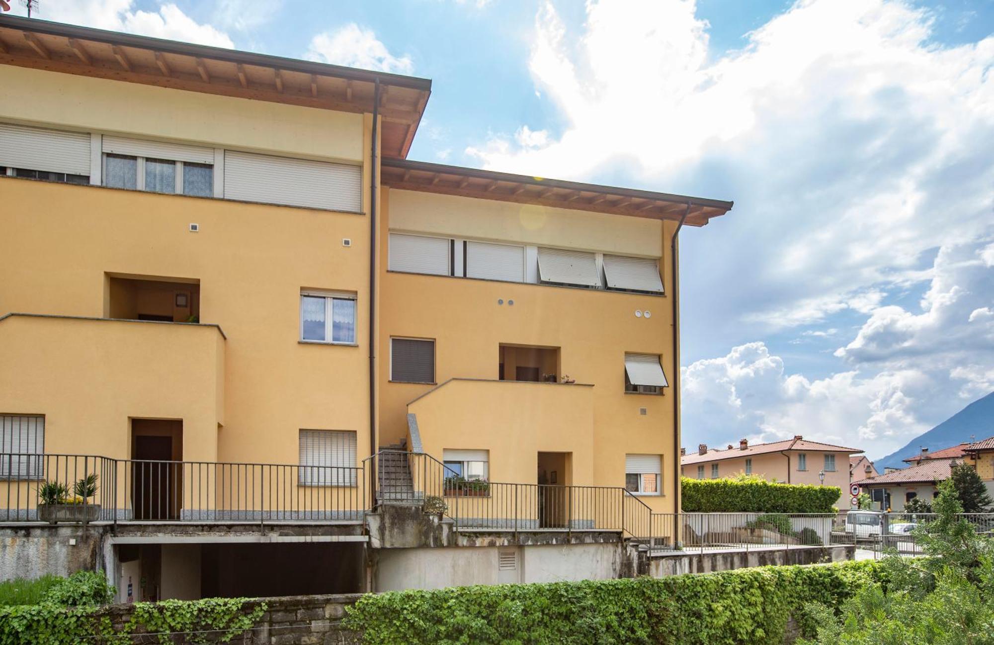 Tosca House 2 Bed and Breakfast Varenna Eksteriør billede